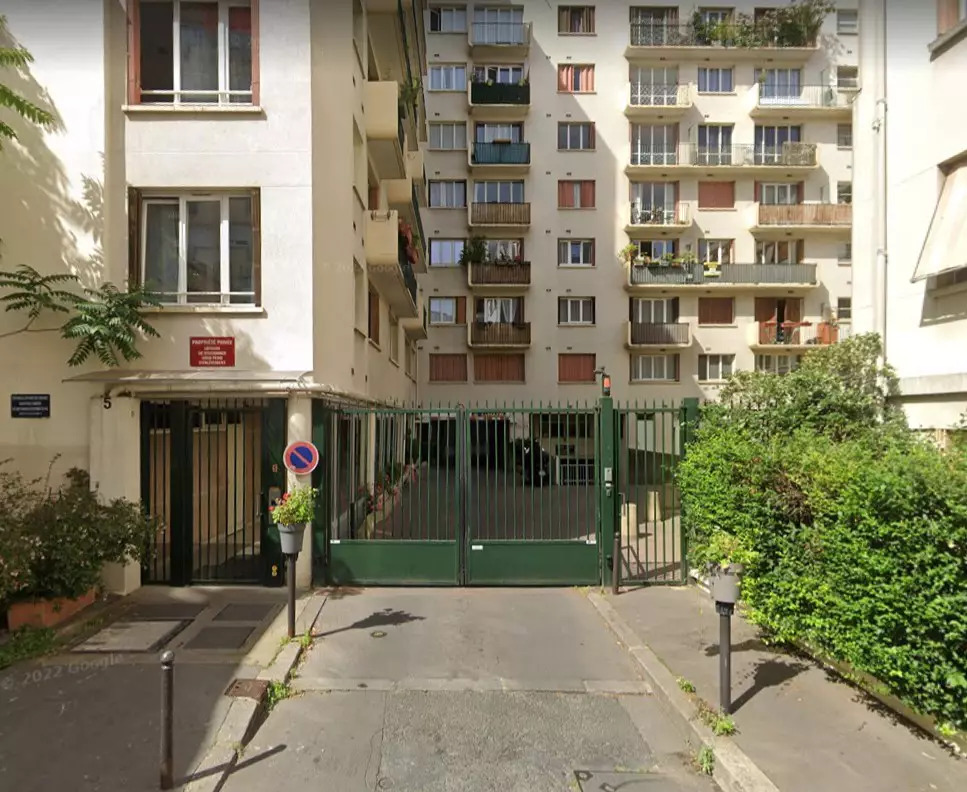 Façade de la résidence de location de box à Paris 20, Villa des Pyrénées